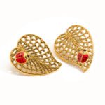 てんとう虫の葉のステンレススチールピアス