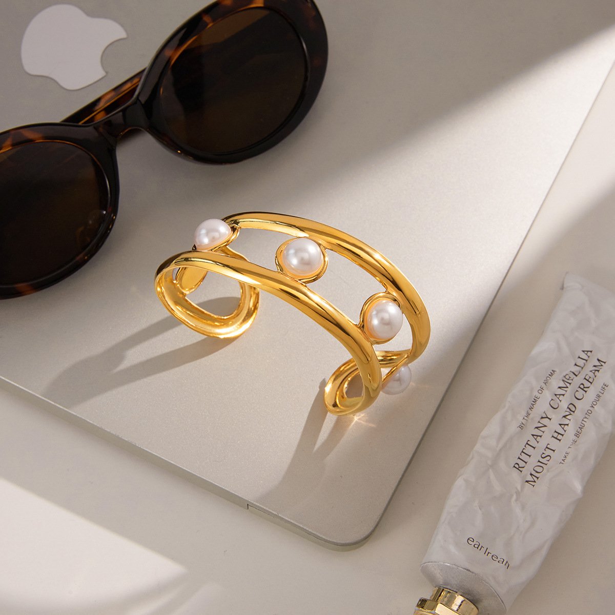 Titanium Steel Bracelet 18k Gold Versatile Luxury Fashion - Image 4