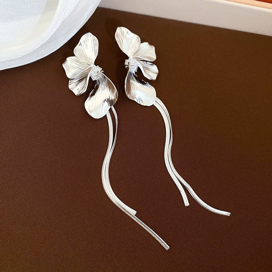 Designer Metal Petal Tassel Stud Earrings with Sterling Silver Posts – Unique Vintage Elegance - Image 4